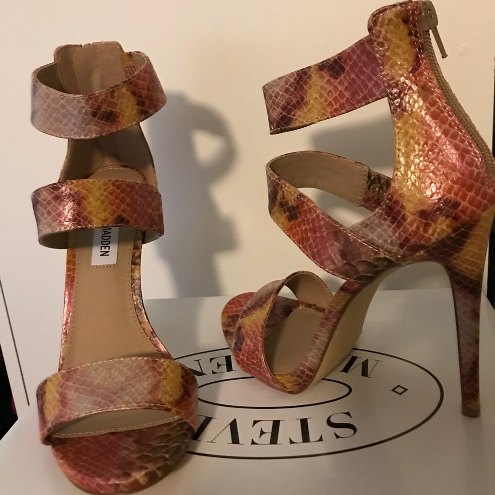 Steve Madden Multi Color Snake Heels